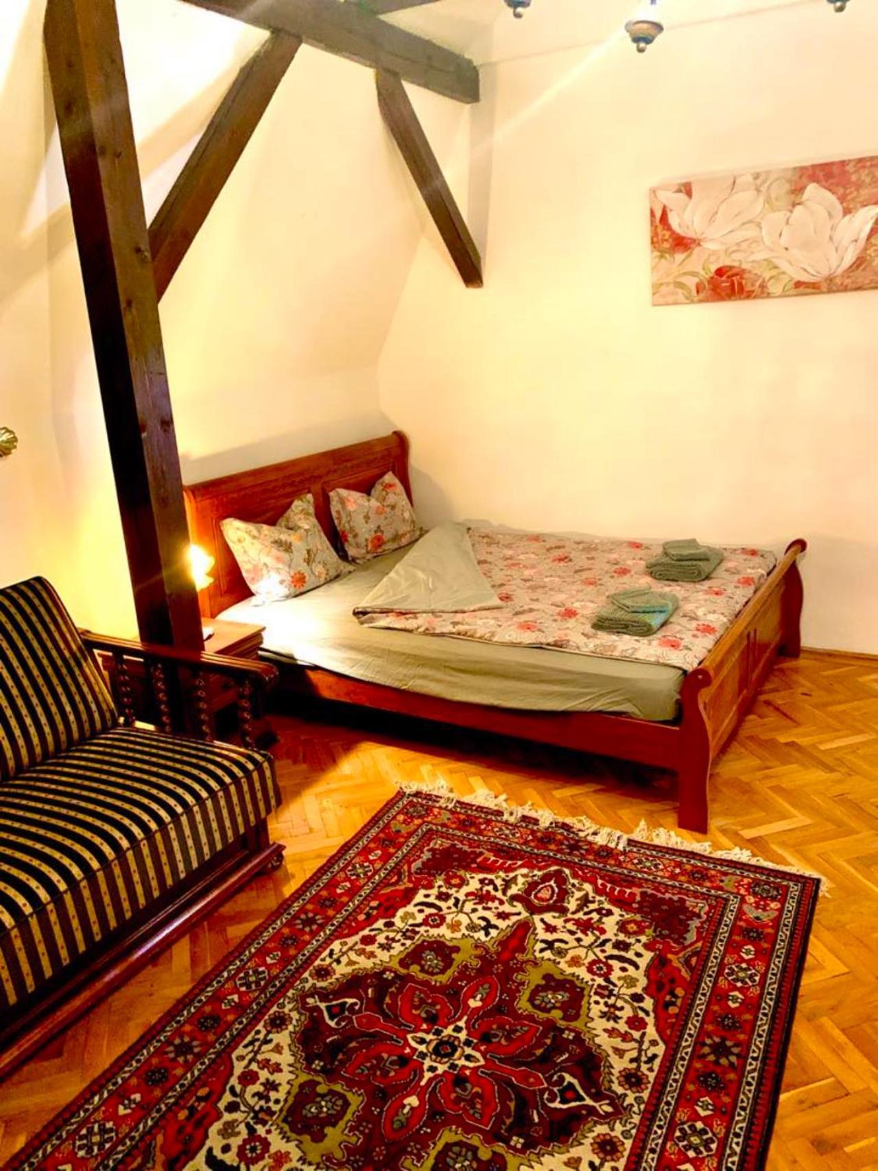 Villa Butterfly Budapest Bagian luar foto