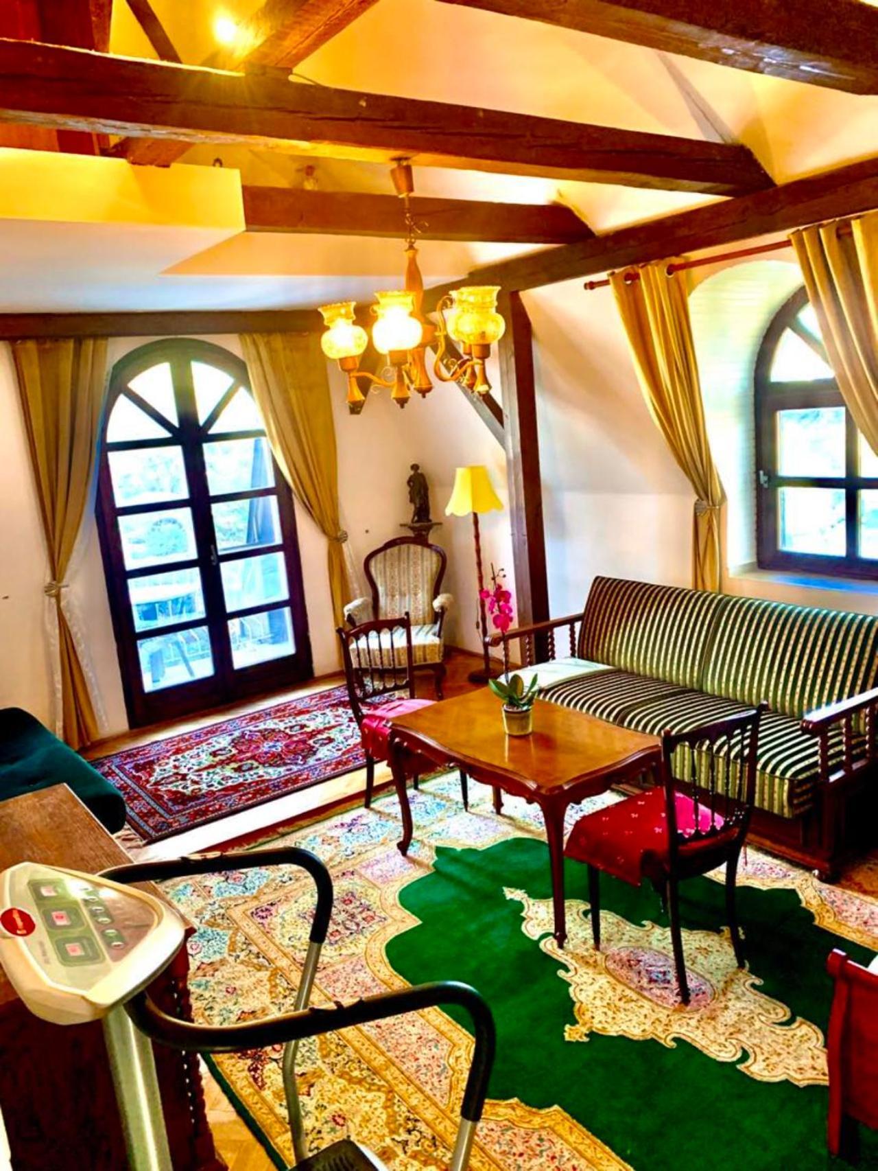 Villa Butterfly Budapest Bagian luar foto